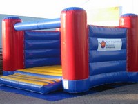 springkussen 5x4 m &euro; 135,- [